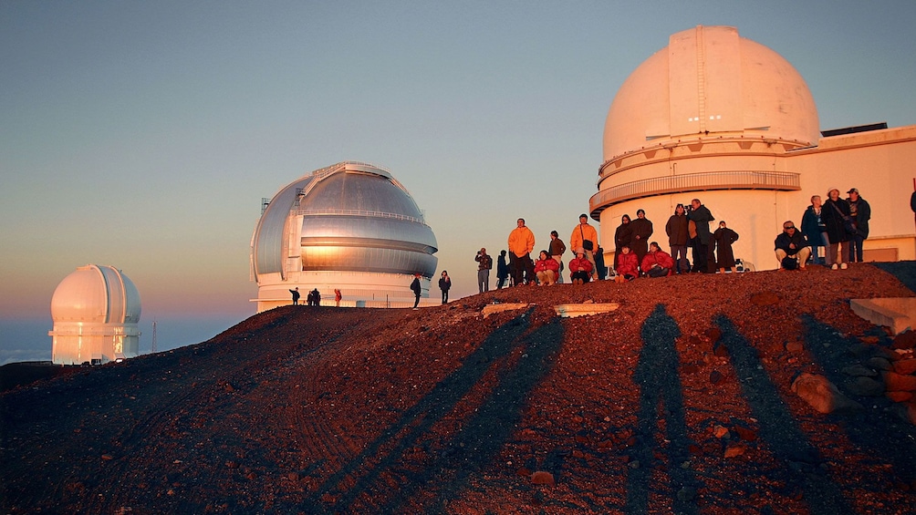 Group near the ‎Mauna Kea Observatories in Hawaii 