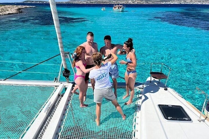 Private Full Day Catamaran Cruise from Paros with Lunch