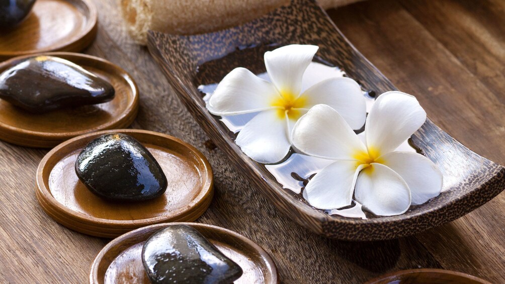 hot stones and flowers at the spa in Kauai