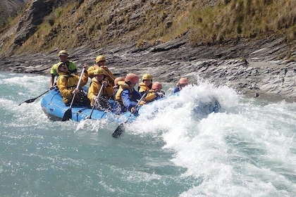 Family Adventures Rafting and Sightseeing Trip in Queenstown, New Zealand