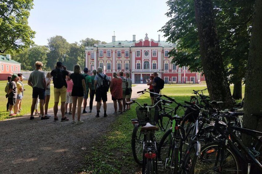 Kadriorg Palace