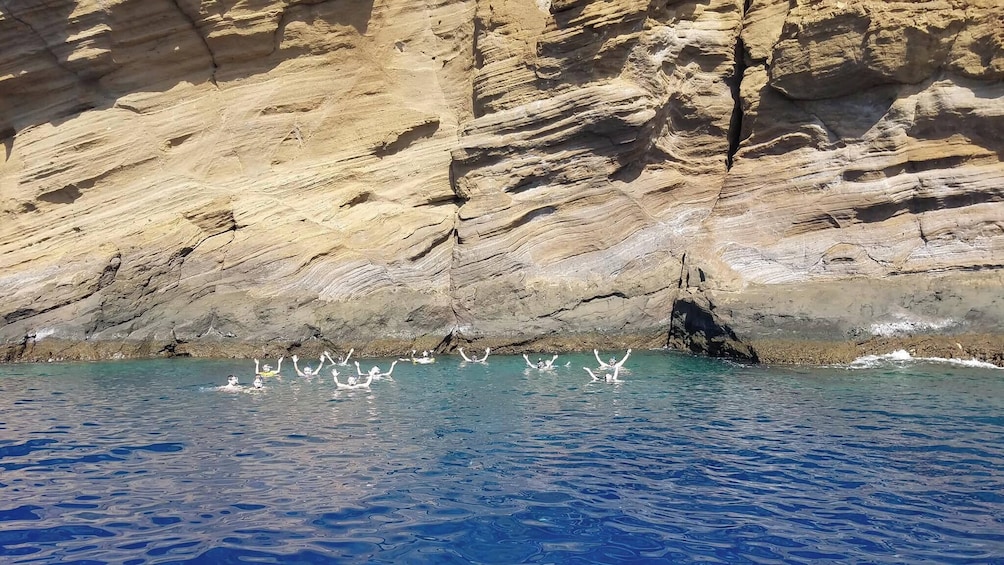 5.5 hour Sea Caves Along Kanaio Coast & Molokini Snorkel