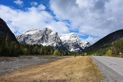 Smartphone Audio Driving Tour between Lake Louise and Calgary