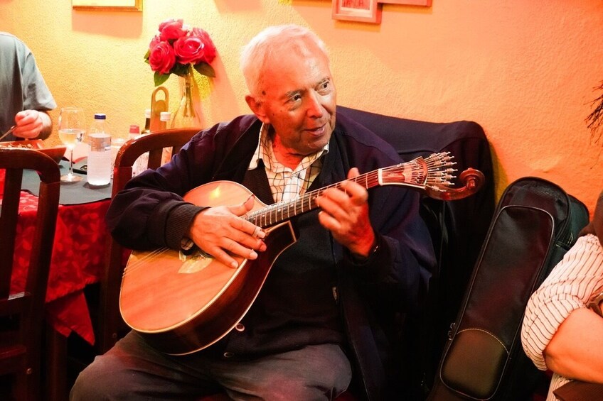 Lisbon Fado Musical Experience with Portuguese Appetizers