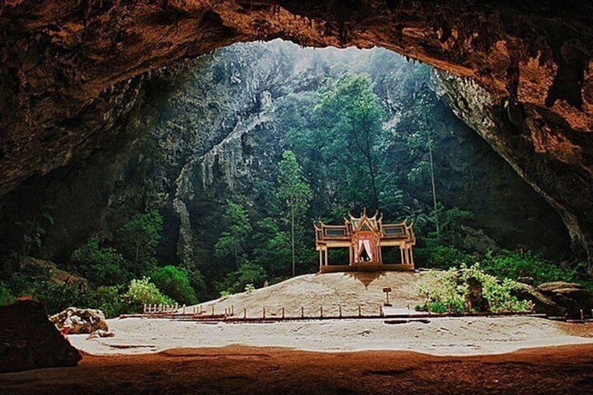 Sam Roi Yod National Park & Praya Nakhon Cave Join Tour