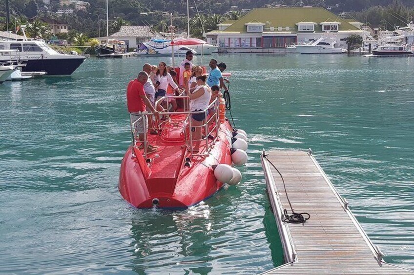Semi Submarine Tour in Saint Anne Marine National Park