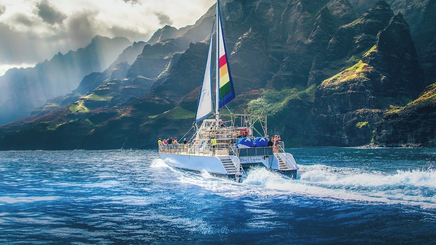 Na Pali & Niihau Snorkeling Cruise