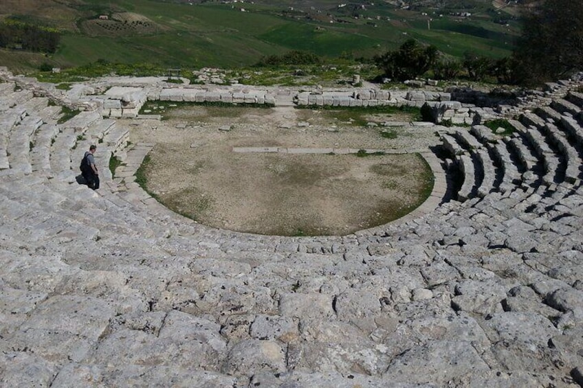 Visit Segesta and Selinunte from Trapani