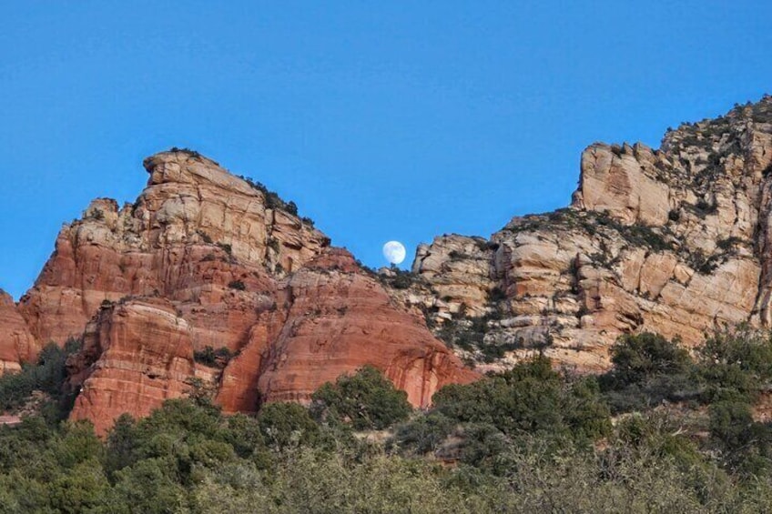 VIP Sedona Vortex Spiritual and Scientific Tour