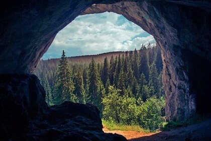 Bijambare Cave and Spring of River Bosna Tour