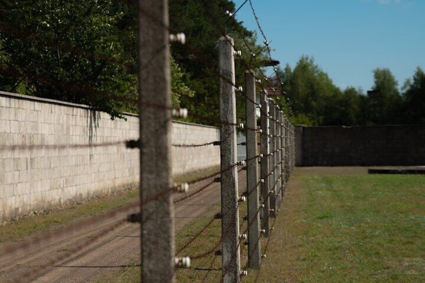 High Voltage Electric Fence