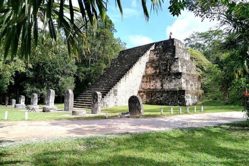 Tikal Collective Tour from Flores - Airport - All Inclusive.