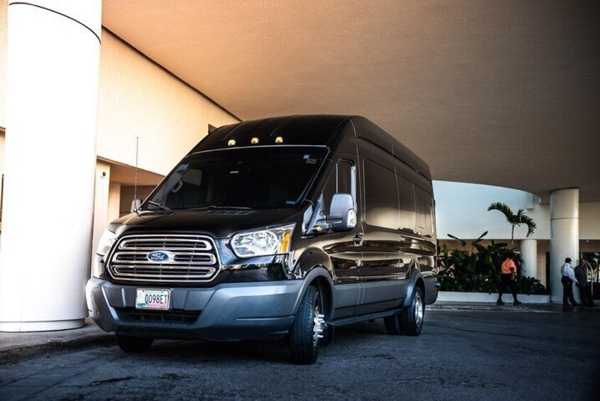 Clean comfy ride to explore in!