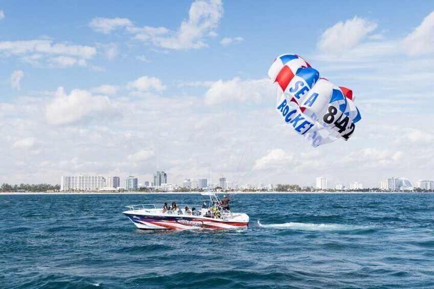 90-Minute Parasailing Adventure in Fort Lauderdale 