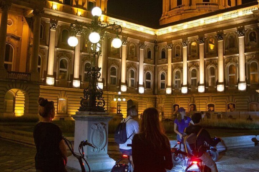 Guided Tours in Budapest on e-Scooter