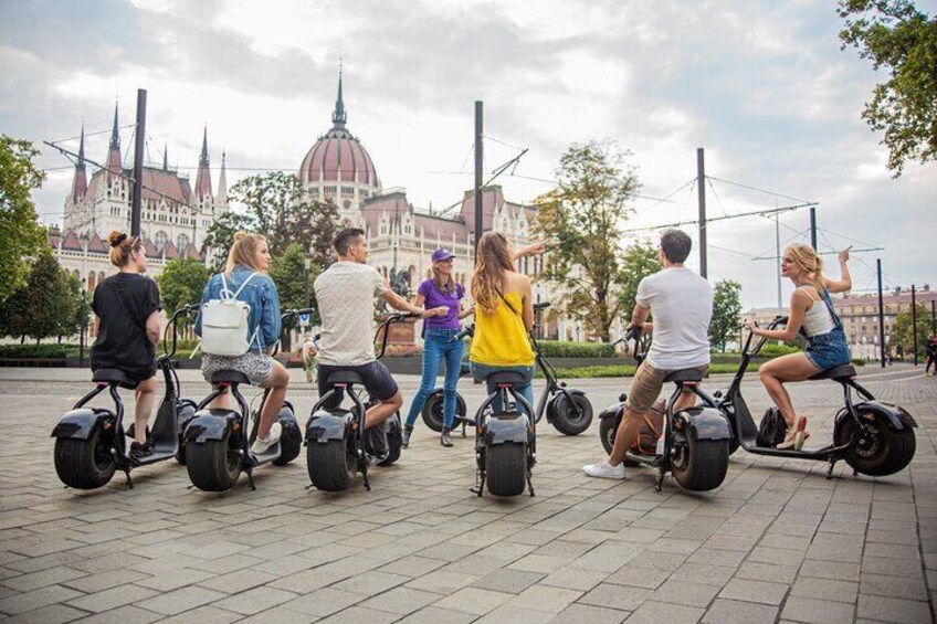 Guided Tours in Budapest on e-Scooter