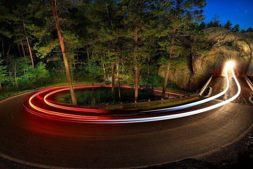 Mt Rushmore Lighting & Iron Mtn Tunnels At Night - NEW