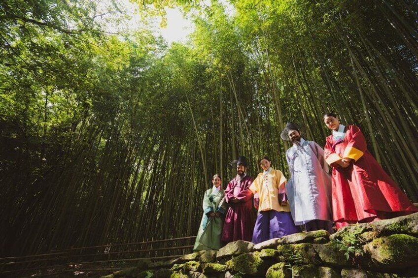 Soswaewon Garden Walking Tour in Traditional Korean Costume, KTourTOP10