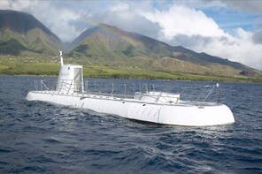 Underwater Submarine Adventure