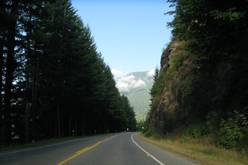 Listen to a Tour Guide as you Drive between Kamloops and Vancouver