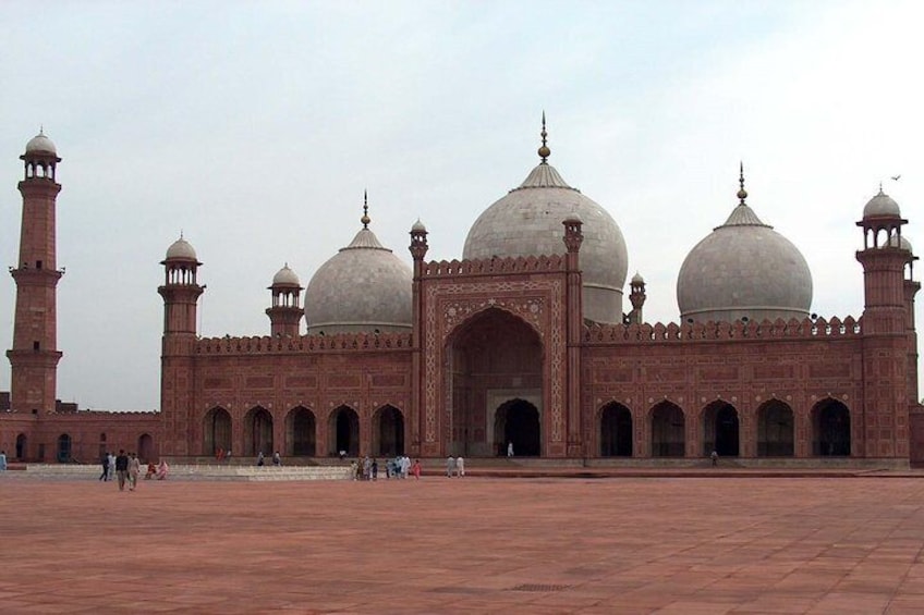 Badshahi Mosque