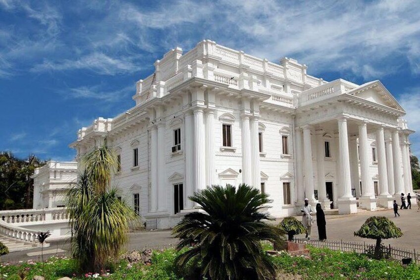 Jinnah Library - Bagh-e-Jinnah