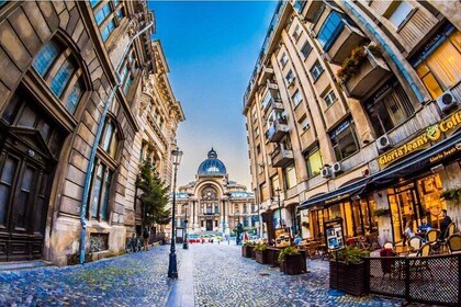 4h Bucharest Private Tour (2h by Car and 2h Walking in Old Town)