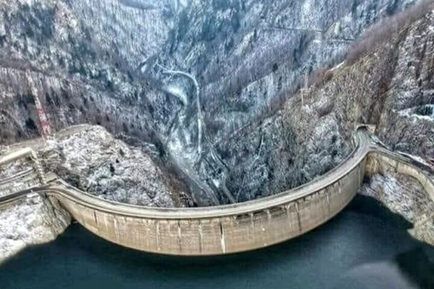 Vlad the Impaler Poenari Citadel, Vidraru Dam, Argeș Monastery