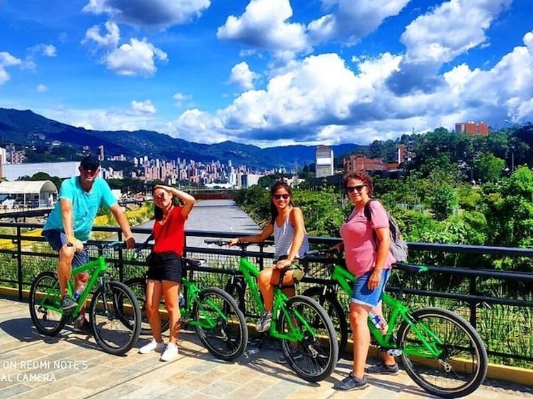 Medellin Bike Tour - Colombian Cafe and Viewpoints