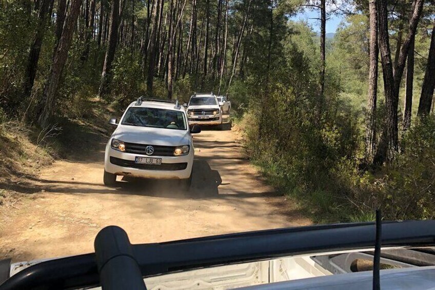 Off-road vehicle tour & rafting experience in the Taurus Mountains from Side