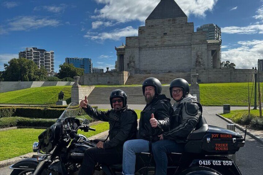 Private Tour of Melbourne in a Harley Davidson Trike