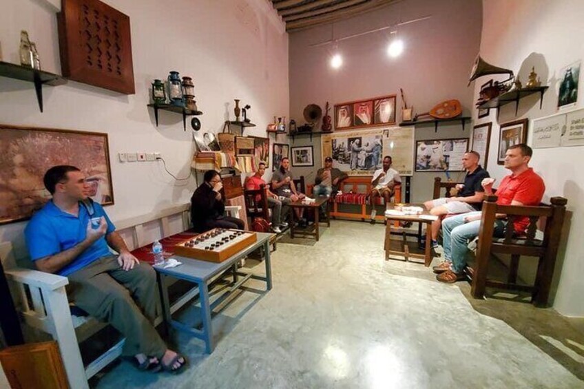 Small-Group Muharraq Cultural Walking Tour