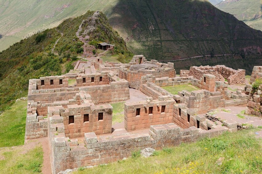 Private Tour to Pisac and Ollantaytambo Archaeological Sites