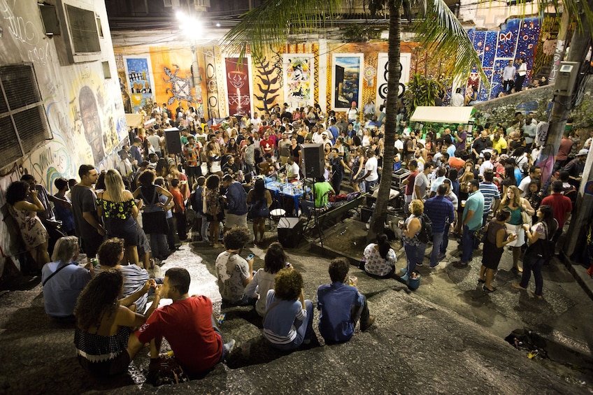 Pedra do Sal: Samba Party & Caipirinhas with Transfer