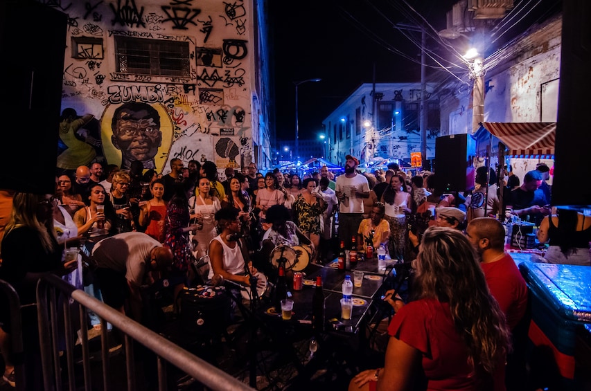 Pedra do Sal: Samba Party & Caipirinhas with Transfer