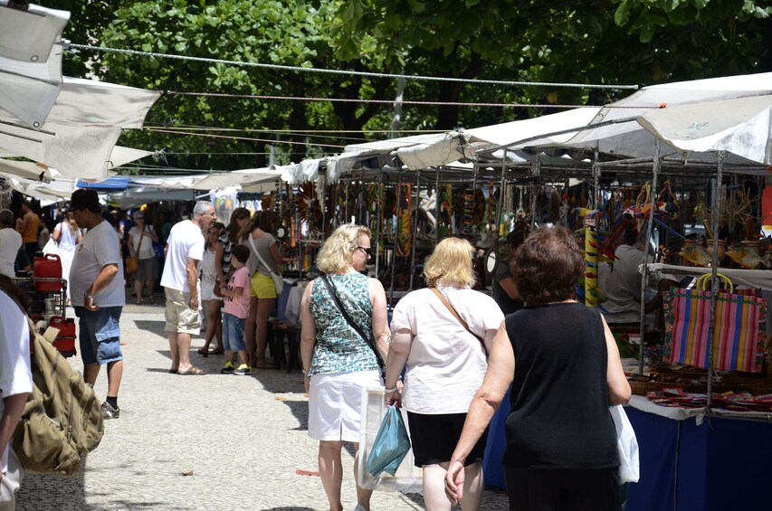 Ipanema Hippie Fair Guided Tour with pick-up and drop-off