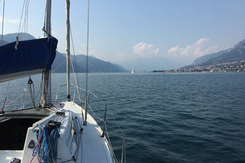 Sailing Experience on Lake Como: Fun, Relax and Adventure!