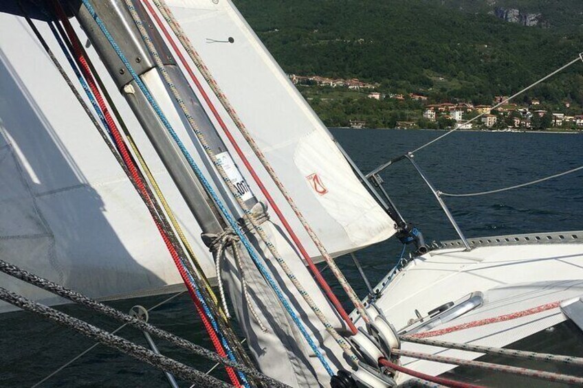 Sailing Experience on Lake Como: Fun, Relax and Adventure!