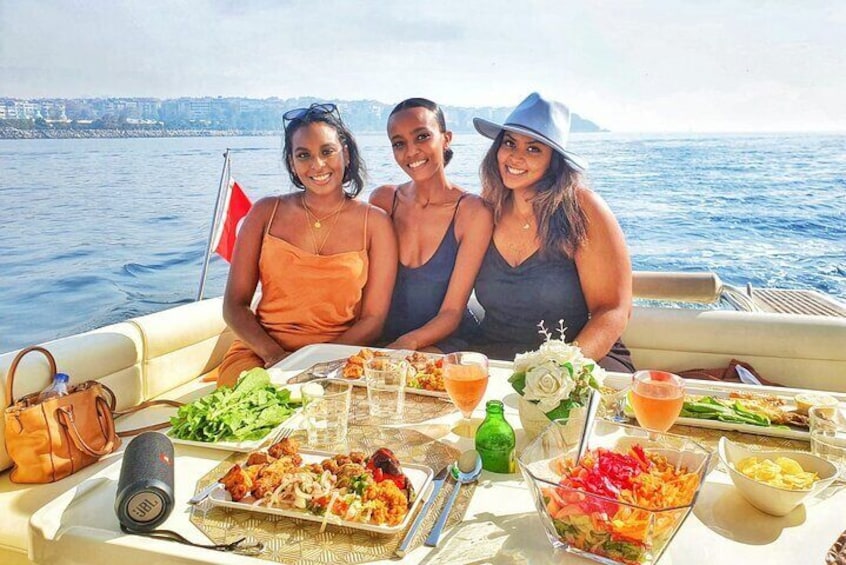 Bosphorus Dinner / Lunch Cruise - Private & Customizable