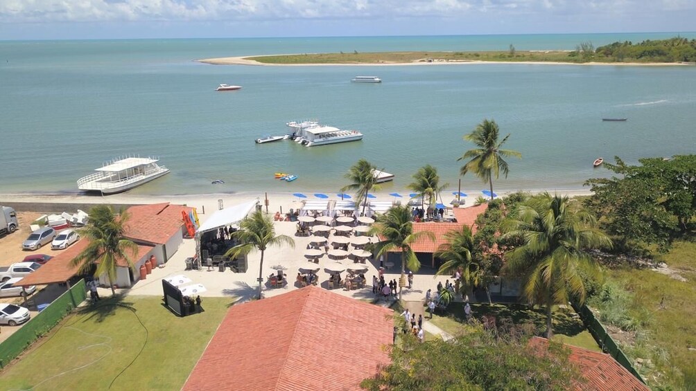 Tour to Praia do Capitão