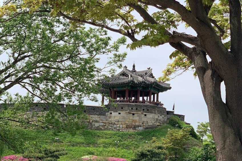 'BanhwaSooryuJeong', one of the pavilions of Suwon Hwaseong Fortress.
