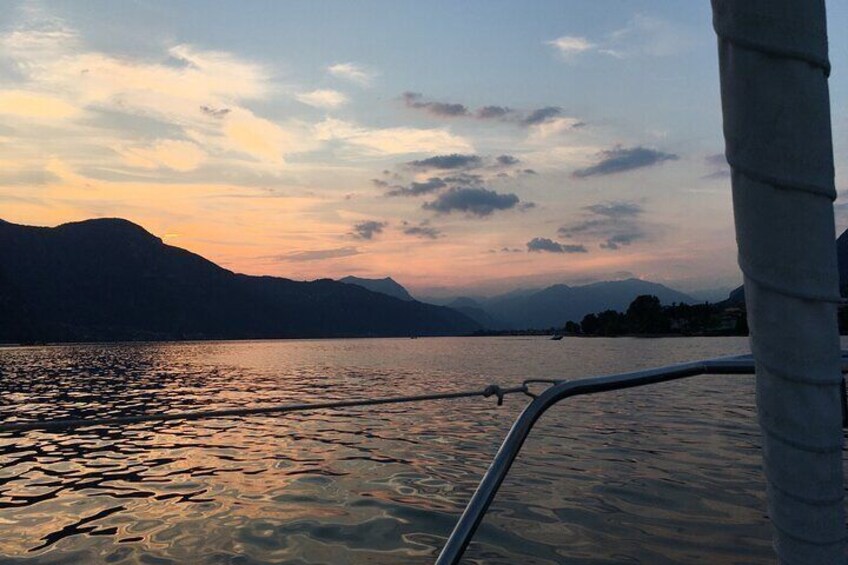 Sailing at Sunset on Lake Como: How to escape from daily routine