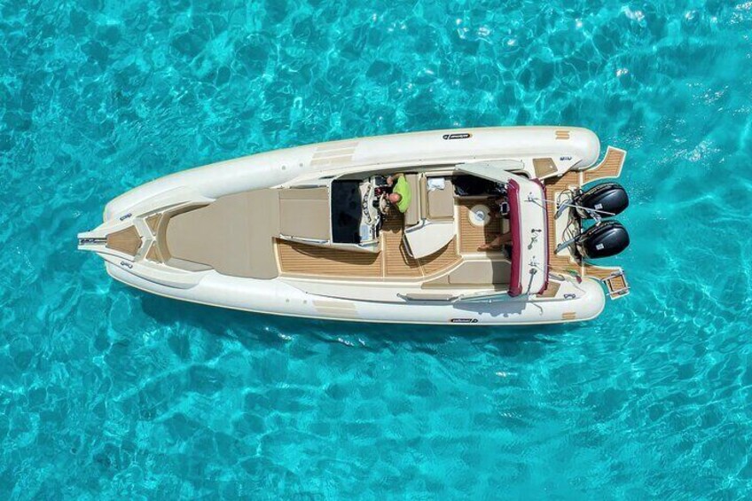 Dinghy Rental with Skipper in the Maddalena Archipelago