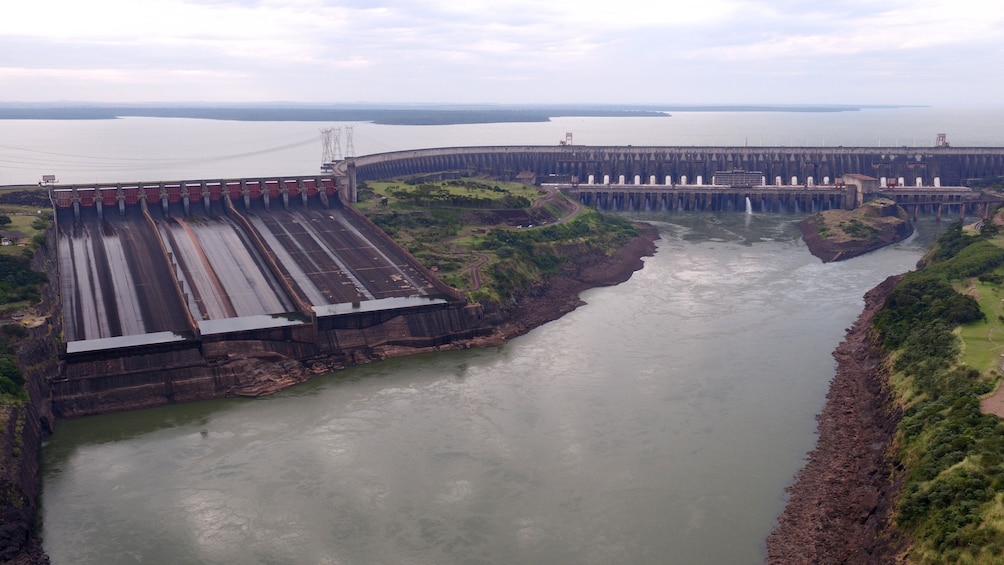 Itaipu Hydroelectric Panoramic Tour