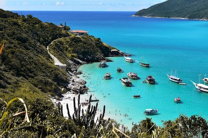 Arraial do Cabo 與船遊覽