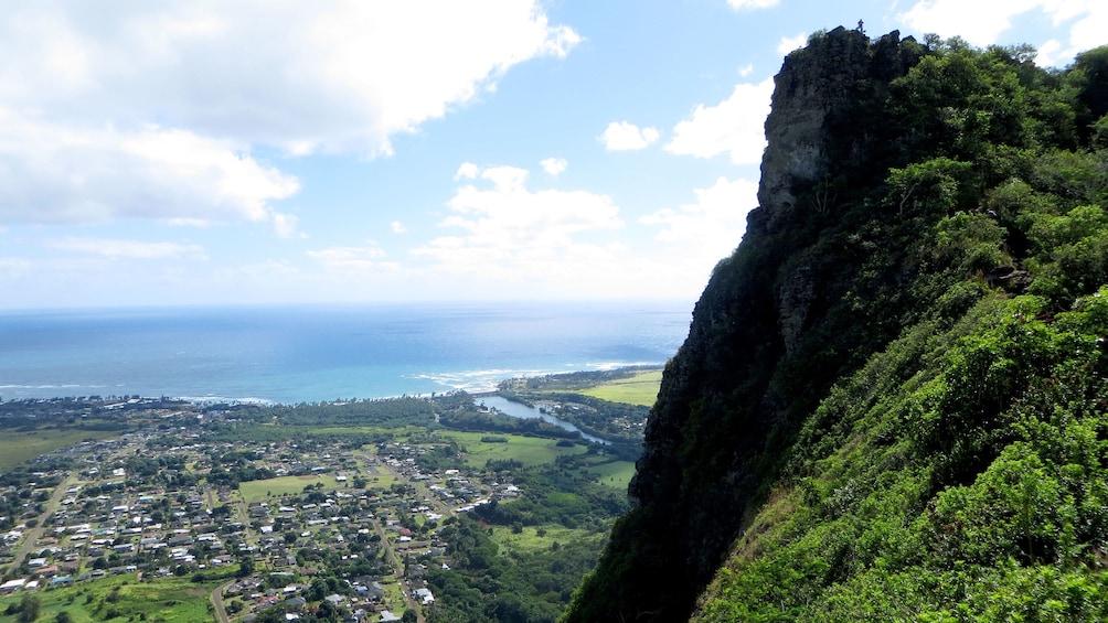 view half way up Nounou Mountain on Kauai