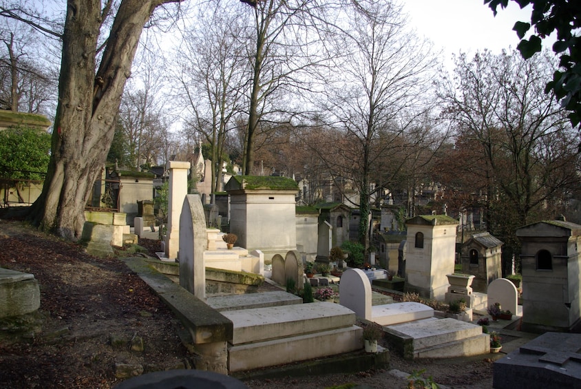 Sex and Death at Père Lachaise Cemetery: A Walking Tour