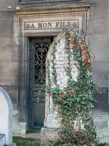 Sex and Death at Père Lachaise Cemetery: A Walking Tour