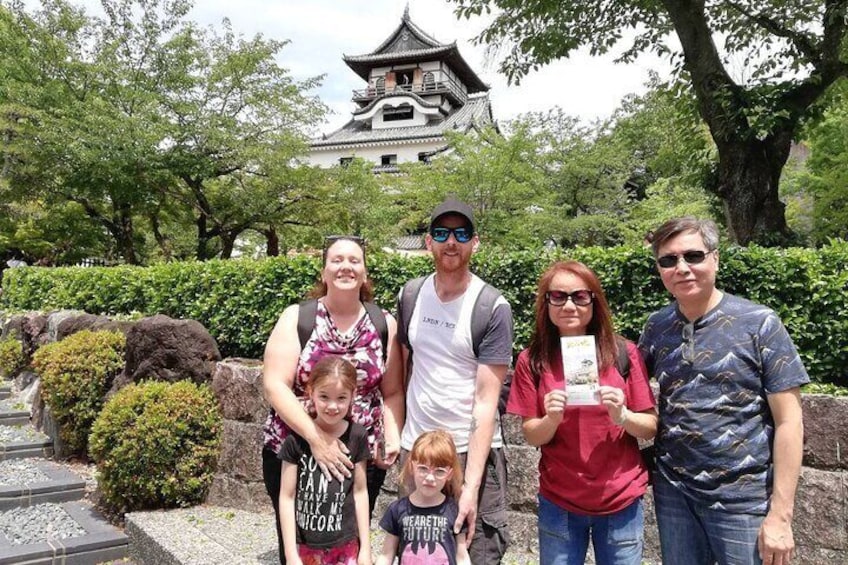 Half-Day Inuyama Castle and Town Tour with Guide
