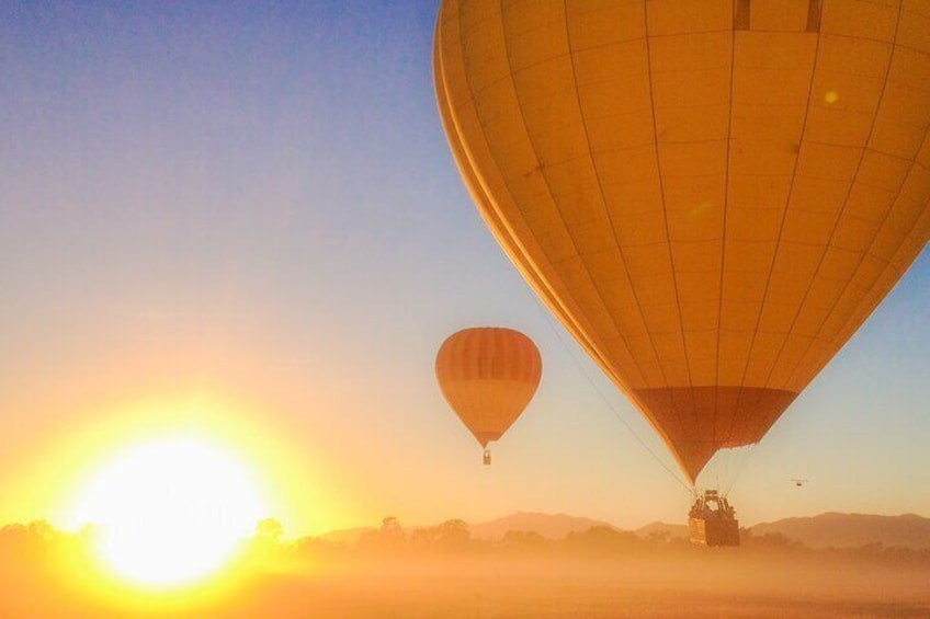 Hot Air Ballooning Tour from Northern Beaches near Cairns